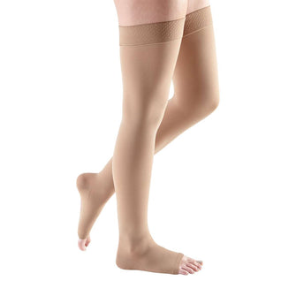 mediven comfort 15-20 mmHg thigh beaded silicone topband petite open toe natural size VII