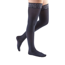 mediven comfort 30-40 mmHg thigh lace topband petite closed toe navy size VII