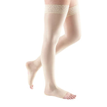 mediven sheer & soft 20-30 mmHg thigh lace topband standard open toe wheat size VII